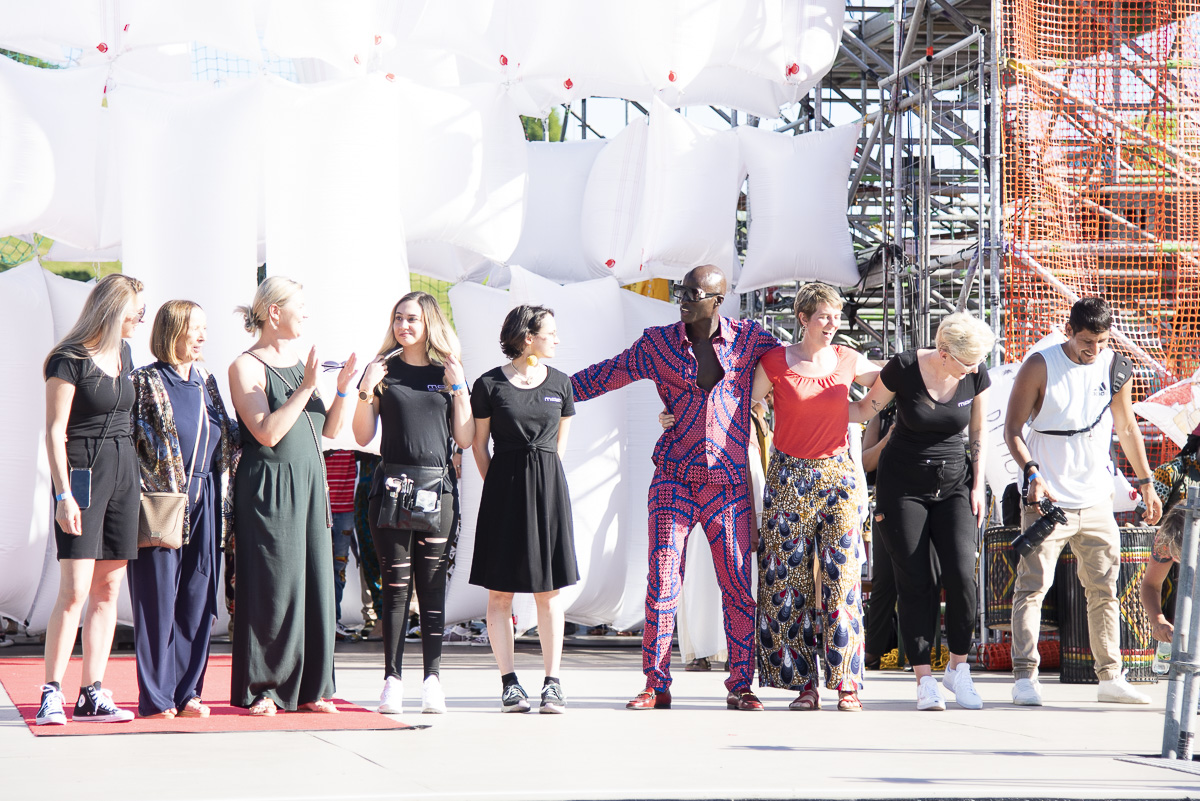 Papis Loveday bei der Fashionshow im Olympiapark München