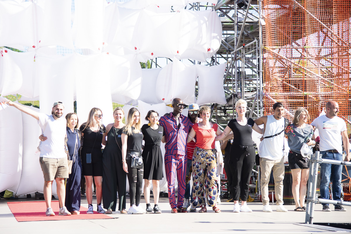 Papis Loveday bei der Fashionshow im Olympiapark München
