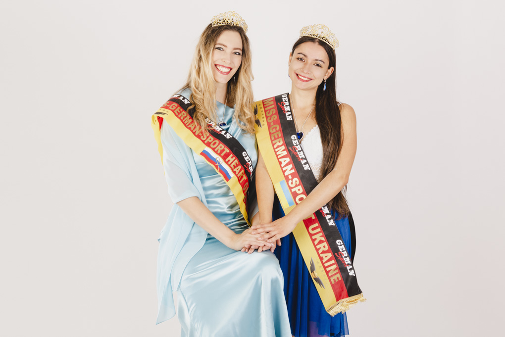 Weronika Novochatk und Elena Fijalkowski